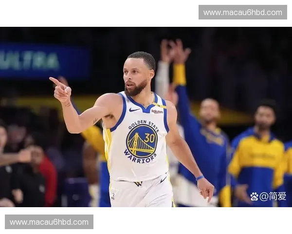 勇士过去11场比赛输掉7场 胜率已逼近五成危险红线